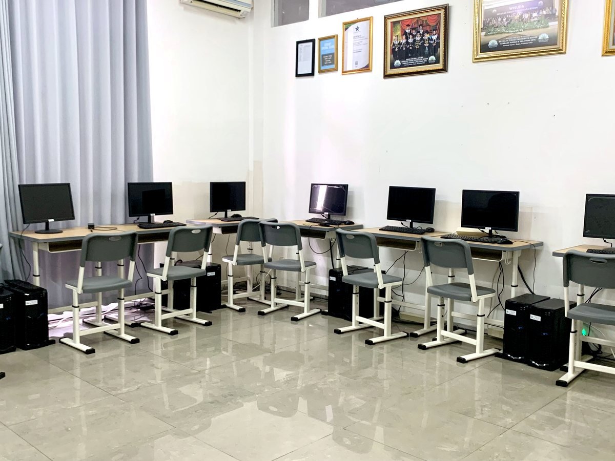 Computer lab